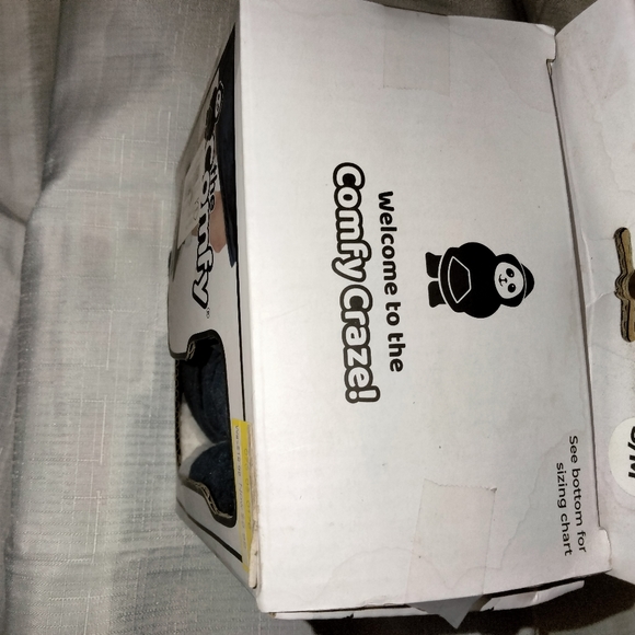 The Comfy in navy blue size small-medium - Picture 3 of 4